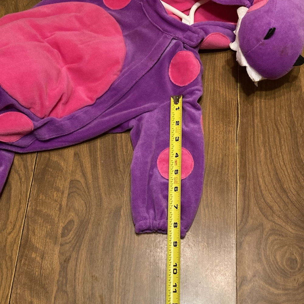 Halloween Costume - Picture 9 of 10